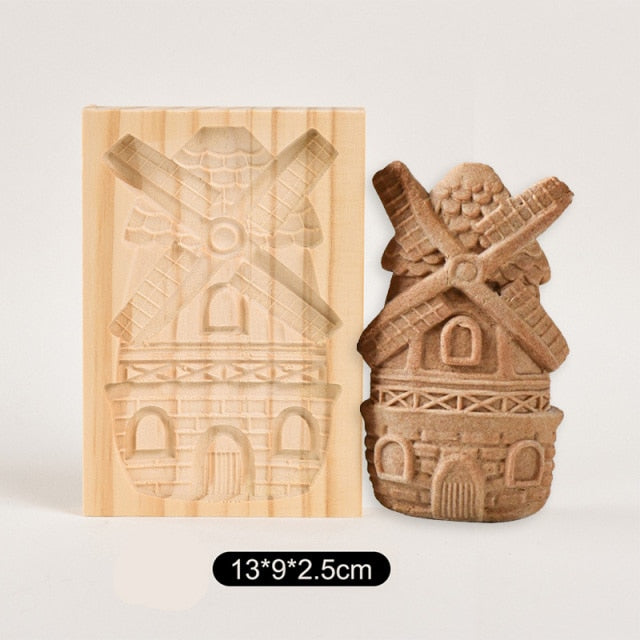 Amazing Wooden Cookie & Bread Cutter