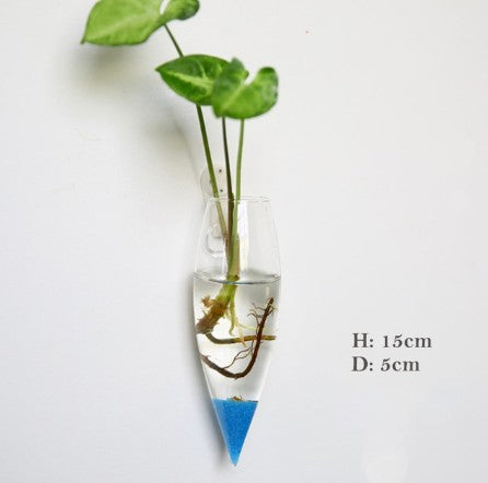 The Wall-Hanging Glass Vase Everyone Wants